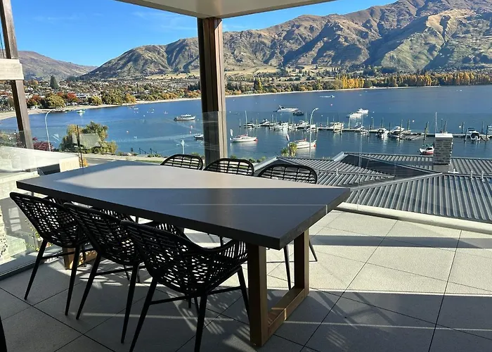 Marina Terrace Apartments,