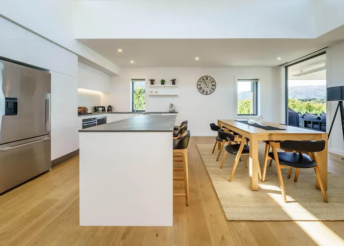 Marina Terrace Apartments, *