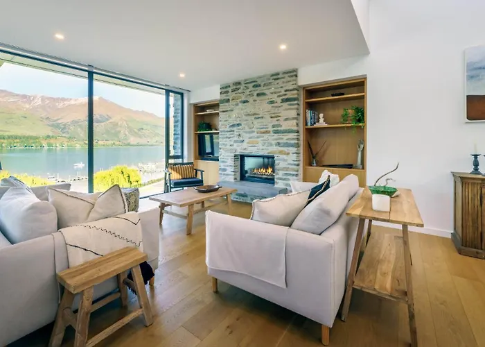 Marina Terrace Apartments,