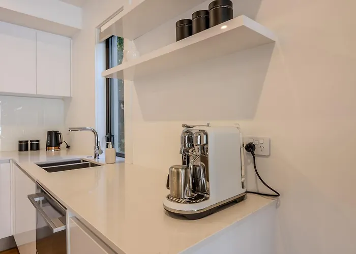 Marina Terrace Apartments,