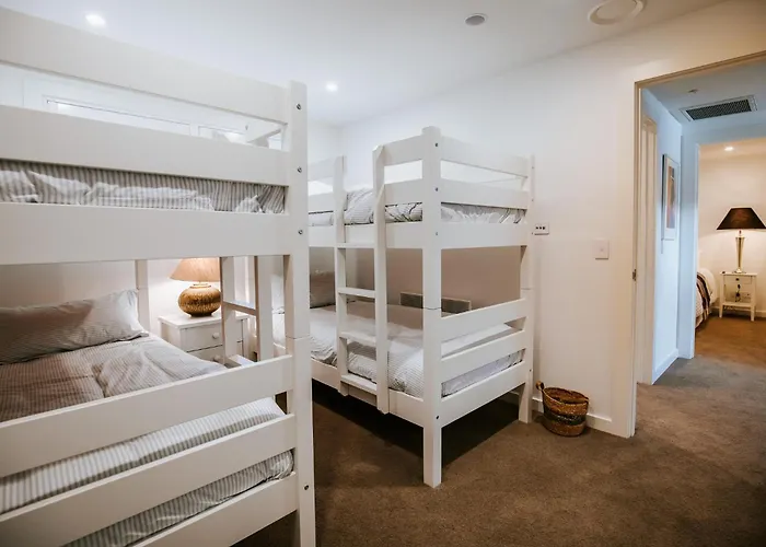 Marina Terrace Apartments, Apartment